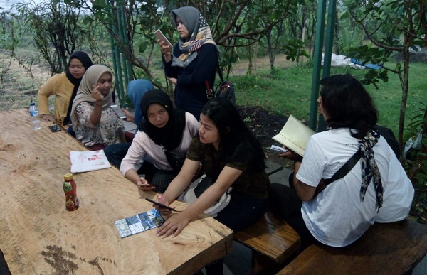 Tansu kampung Inggris